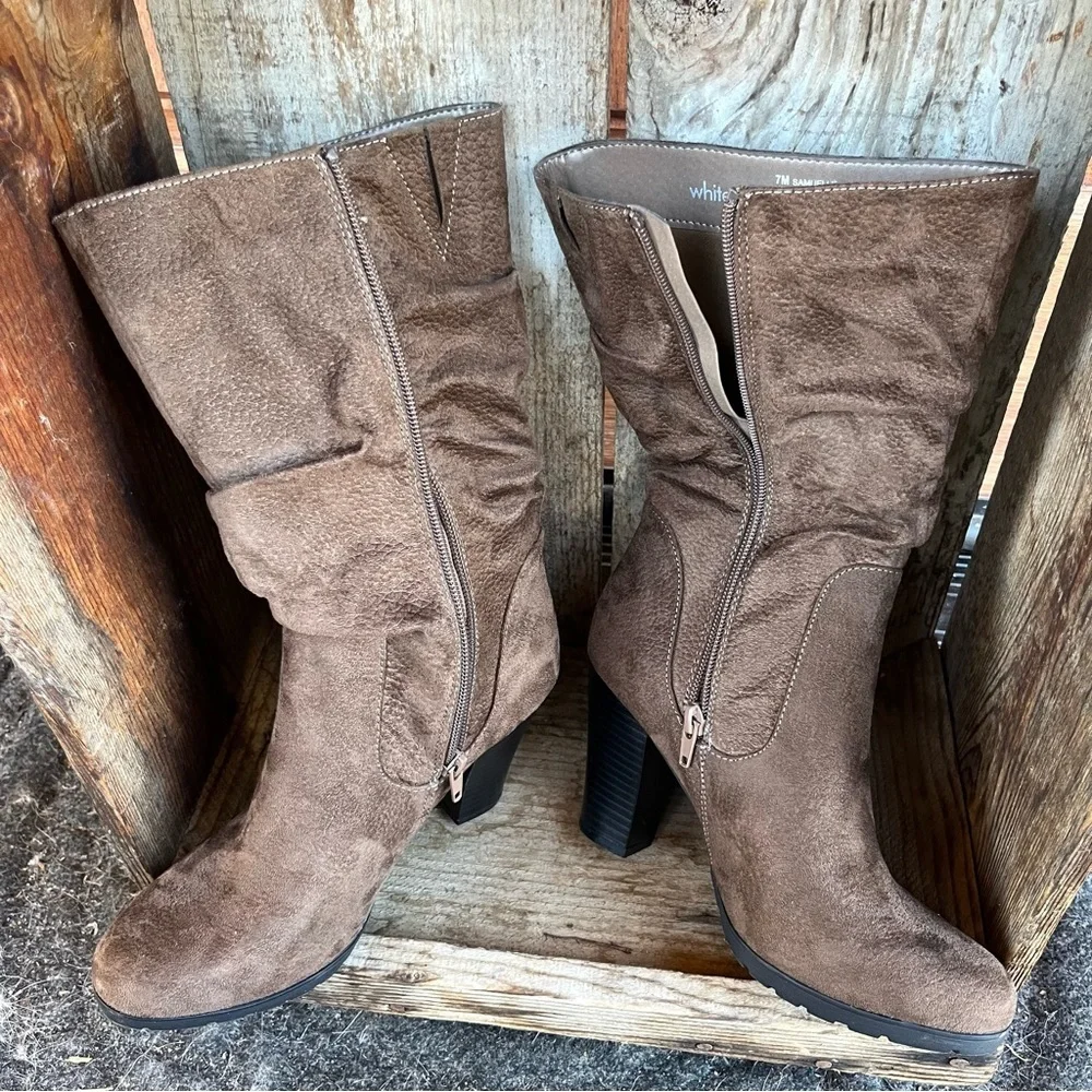 WhiteMT Heeled Boots - Picture 6 of 9